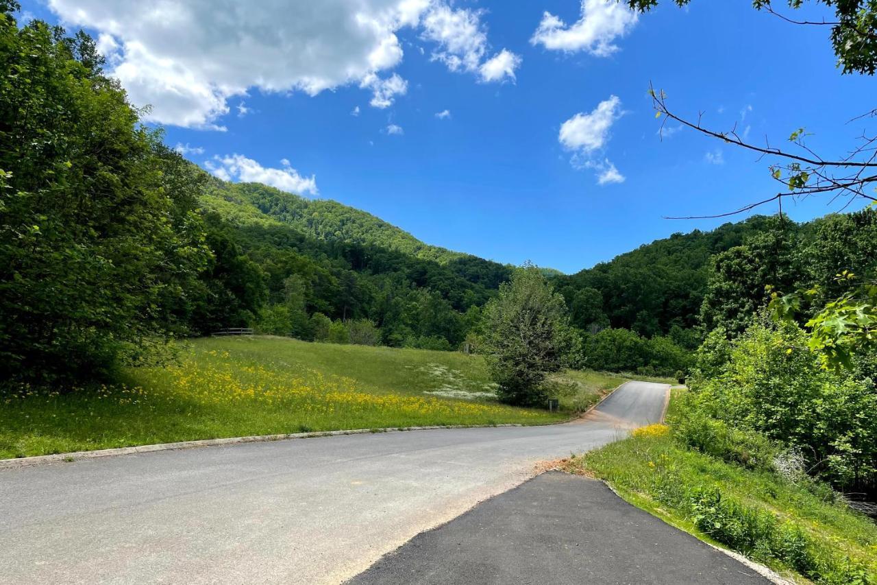 Misty Mountain Retreat Vila Sevierville Exterior foto