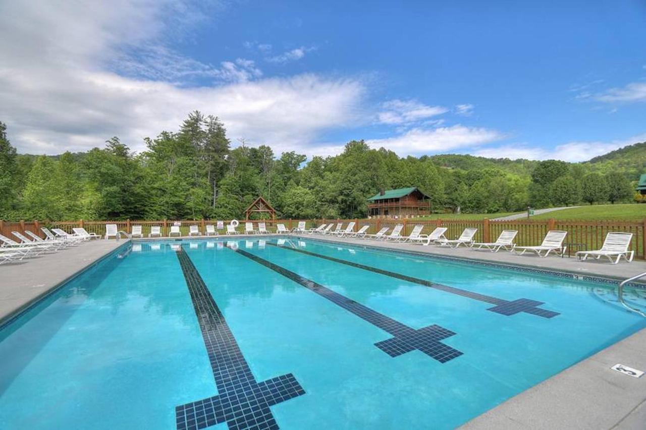 Misty Mountain Retreat Vila Sevierville Exterior foto