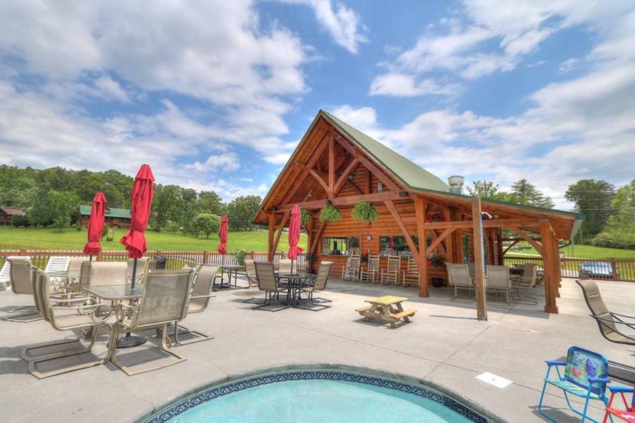 Misty Mountain Retreat Vila Sevierville Exterior foto